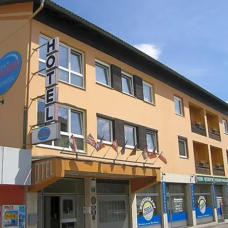 ホテル Alpen.adria.stadthotel クラーゲンフルト