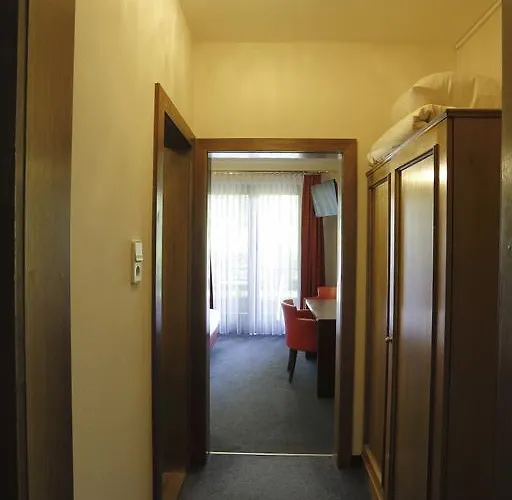 Alpen.adria.stadthotel Szálloda